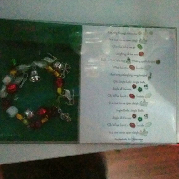 Jewelry - Christmas bracelet